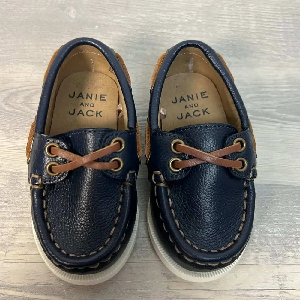 Janie and Jack by land